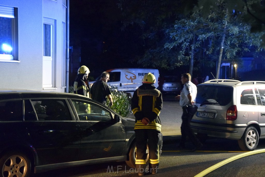 Feuer 2 Y Kellerbrand Koeln Ostheim Ruppinerstr P118.JPG - Miklos Laubert